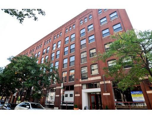 225 W Huron St. #215, Chicago, IL 60654