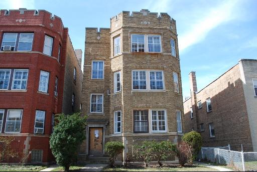 7408 N Hoyne Ave., Chicago, IL 60645