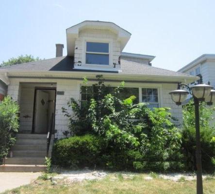 1921 S 10th Ave., Maywood, IL 60153