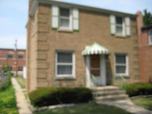 244 Geneva Ave., Bellwood, IL 60104