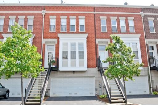 3939 N Washtenaw St., Chicago, IL 60618