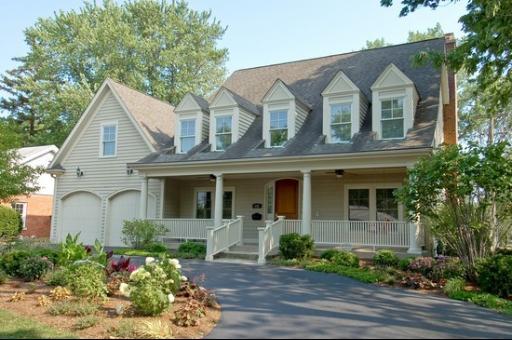 135 E Richmond St., Westmont, IL 60559
