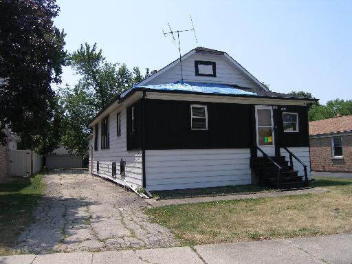 9207 Robinson Rd., Franklin Park, IL 60131