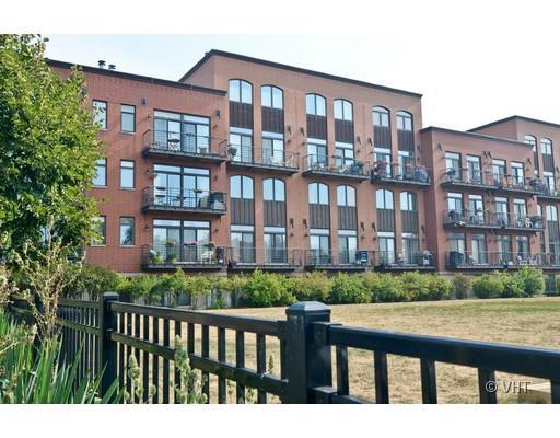 1830 N Winchester Ave. #202, Chicago, IL 60622