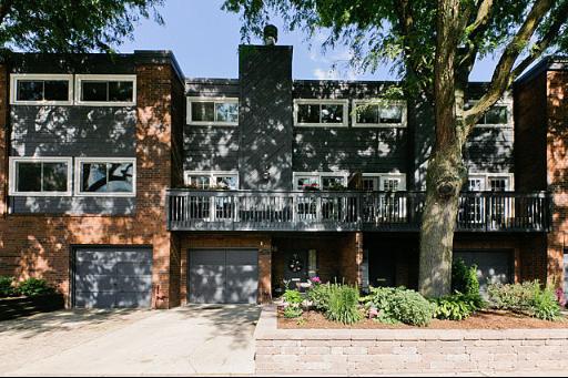 2131 N Magnolia St. #A, Chicago, IL 60614