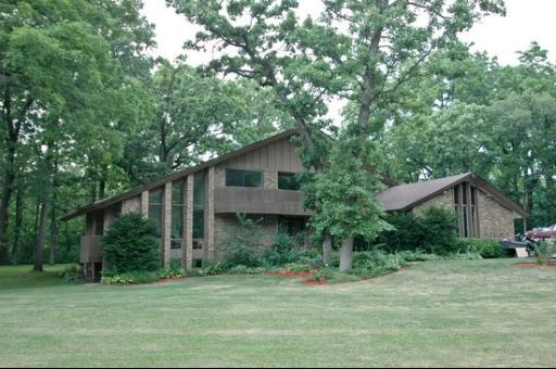 180 Gromer Rd., Elgin, IL 60120