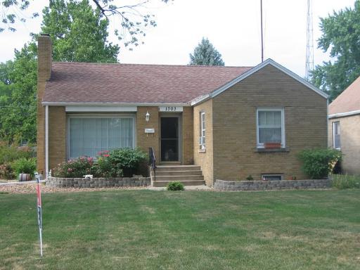 1303 NE Circle Dr., Kankakee, IL 60901
