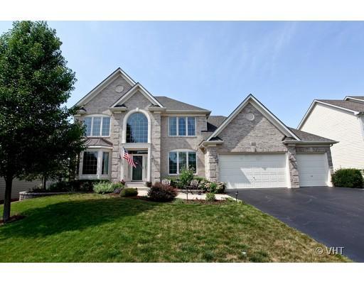 833 Wingfoot Dr., North Aurora, IL 60542
