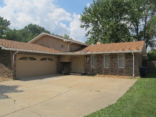 241 W 29th St., South Chicago Heights, IL 60411