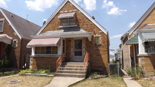 4752 S Campbell Ave., Chicago, IL 60632