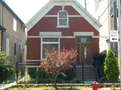 1660 N Claremont St., Chicago, IL 60647