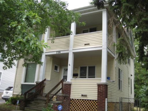 726 S 5th St., Rockford, IL 61104
