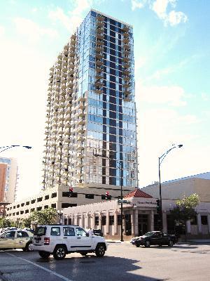 1212 N Lasalle St. #2005, Chicago, IL 60610
