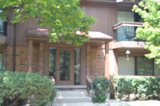 7982 S Garfield Ave. #16-3, Burr Ridge, IL 60527