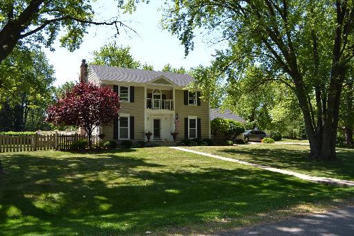 1800 Mccreey Ave., Glen Ellyn, IL 60137