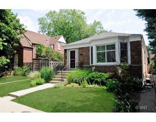 5005 N Francisco Ave., Chicago, IL 60625