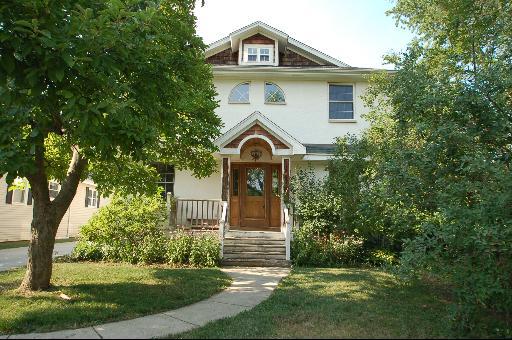 268 Anthony St., Glen Ellyn, IL 60137