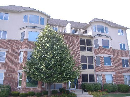 100 N River Ln. #410, Geneva, IL 60134