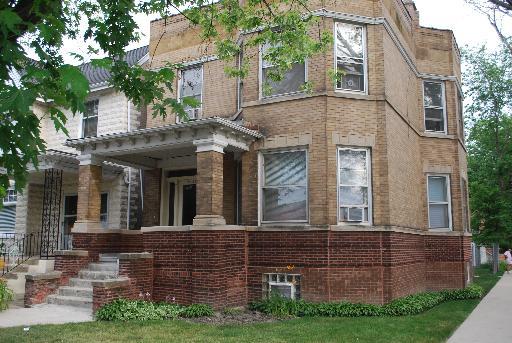 3725 W Irving Park Rd., Chicago, IL 60618