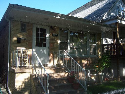 [Address Hidden by Seller], Chicago, IL 60618