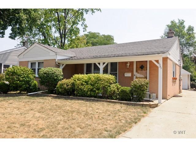 1361 Dennis Pl., Des Plaines, IL 60018