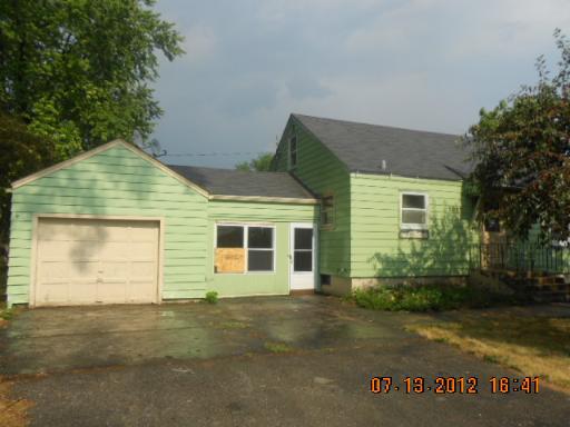 1029 Hammond Ave., Aurora, IL 60506