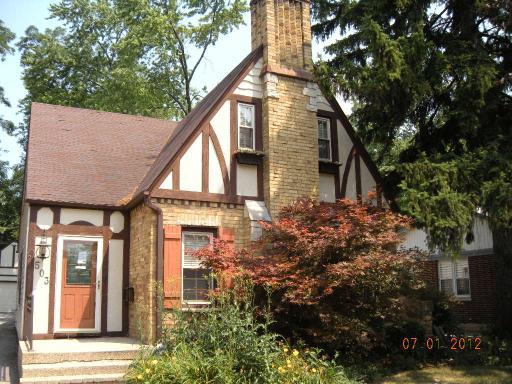 503 Brice Ave., Mundelein, IL 60060