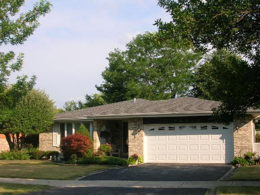 14513 Pinewood Dr., Orland Park, IL 60467