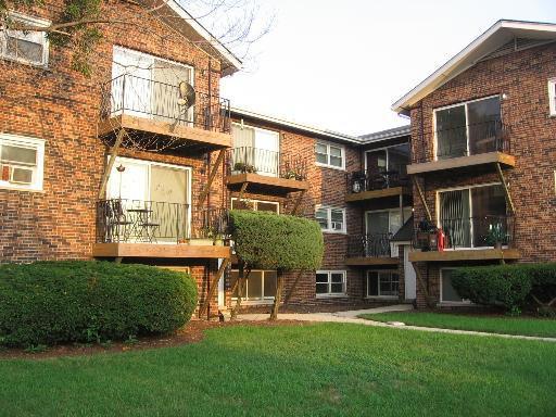 [Address Hidden by Seller], Lyons, IL 60534
