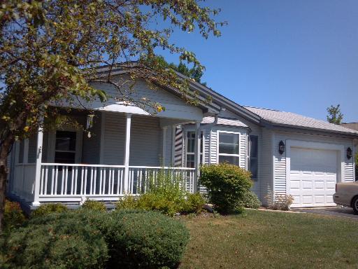 3513 Blue Heron Cir., Grayslake, IL 60030