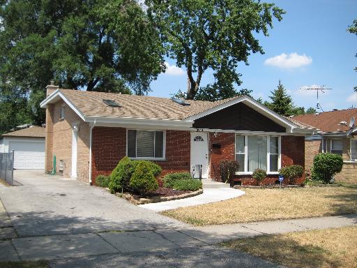 8944 S 48th Ct., Oak Lawn, IL 60453