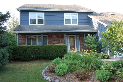 489 Tanglewood Dr., Gurnee, IL 60031