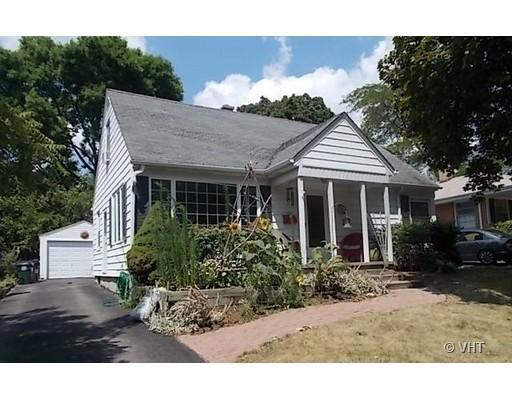 728 Prairie Ave., Barrington, IL 60010