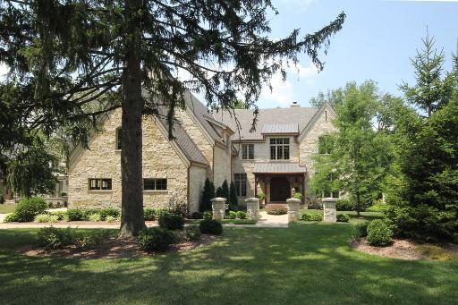218 Lorraine St., Glen Ellyn, IL 60137
