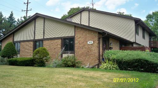 8338 Portsmouth Dr. #D, Darien, IL 60561