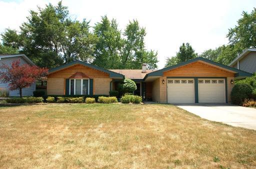 21W561 Buckingham Rd., Glen Ellyn, IL 60137