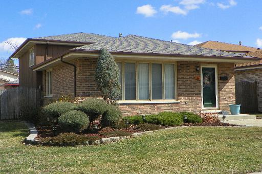 9401 S 54th Ct., Oak Lawn, IL 60453
