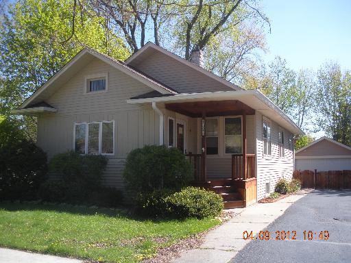 187 Illinois St., Crystal Lake, IL 60014