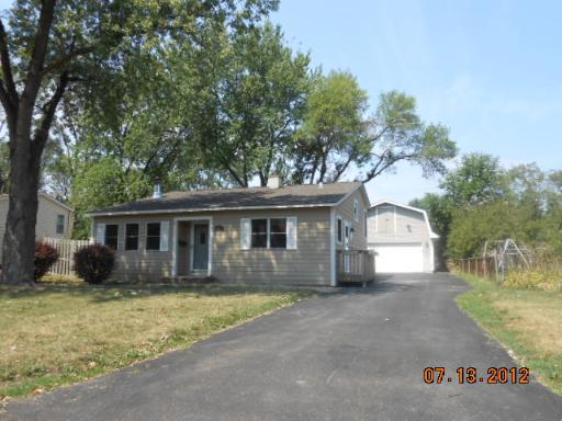 1374 Davine Dr., Glendale Heights, IL 60139
