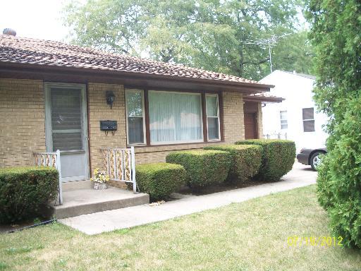 1005 Alann Dr., Joliet, IL 60435