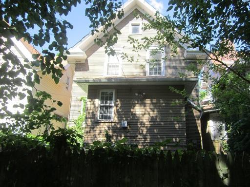 317 N Pine St., Chicago, IL 60644