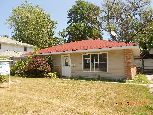 429 Shabbona Dr., Park Forest, IL 60466