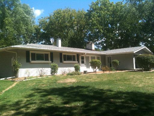 6311 Walnut Ave., Downers Grove, IL 60516