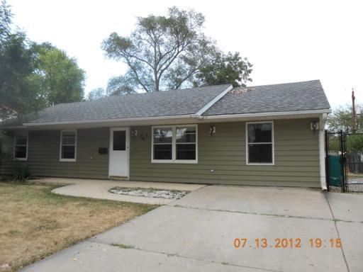 707 Hudson Dr., Romeoville, IL 60446
