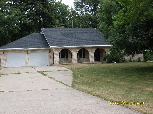 27872 Moose Range Rd., Sycamore, IL 60178