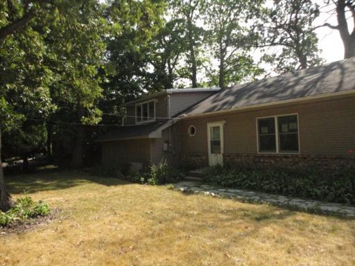 5109 Wildwood Dr., Mchenry, IL 60051
