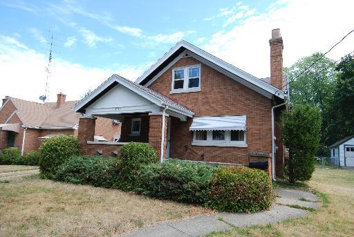 1014 20th St., Rockford, IL 61104