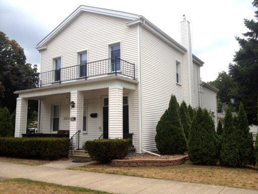 431 E Washington St., Morris, IL 60450