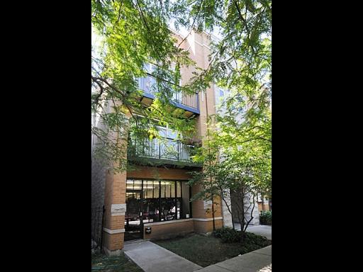 2147 W Roscoe #3E, Chicago, IL 60618