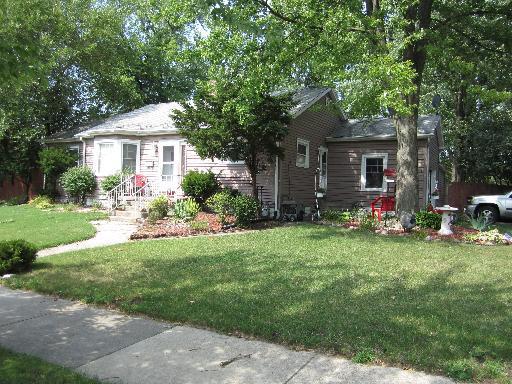 18106 Violet Rd., Lansing, IL 60438